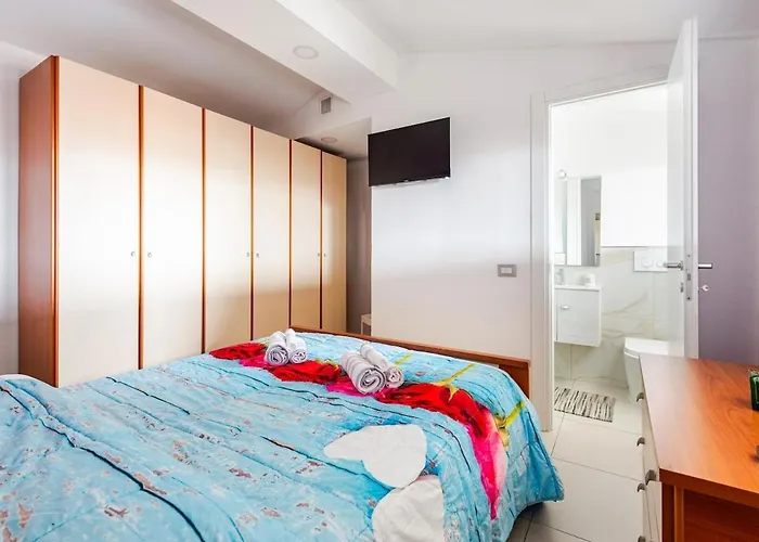 Modern House For Couples & Business Sassuolo